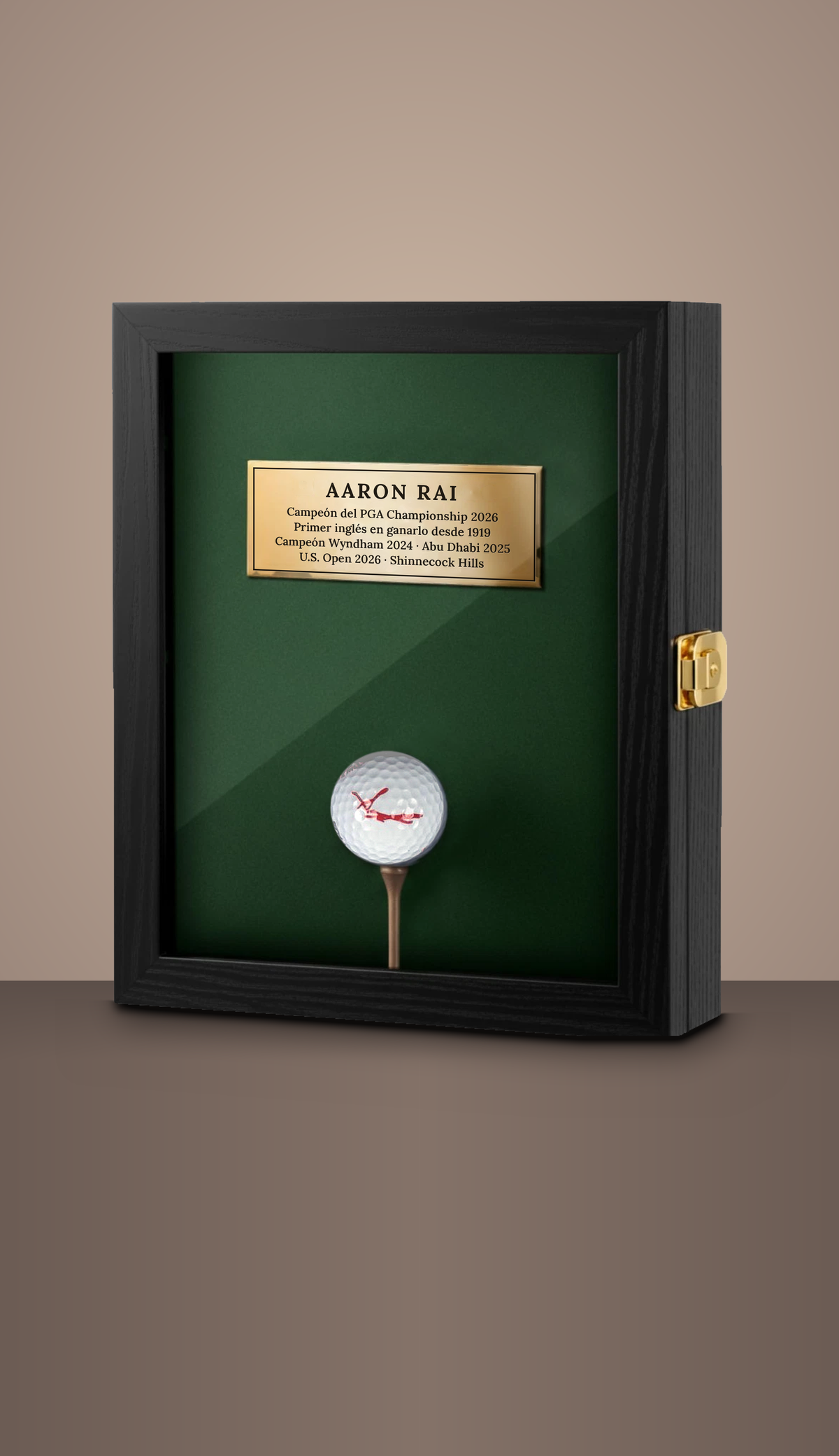 Pelota de Golf Autografiada por Aaron Rai. Campeón del PGA Championship 2026. Certificado PSA