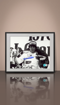 Fotografía 20x25 cm Autografiada por Mario Andretti. Enmarcada. Certificado Beckett