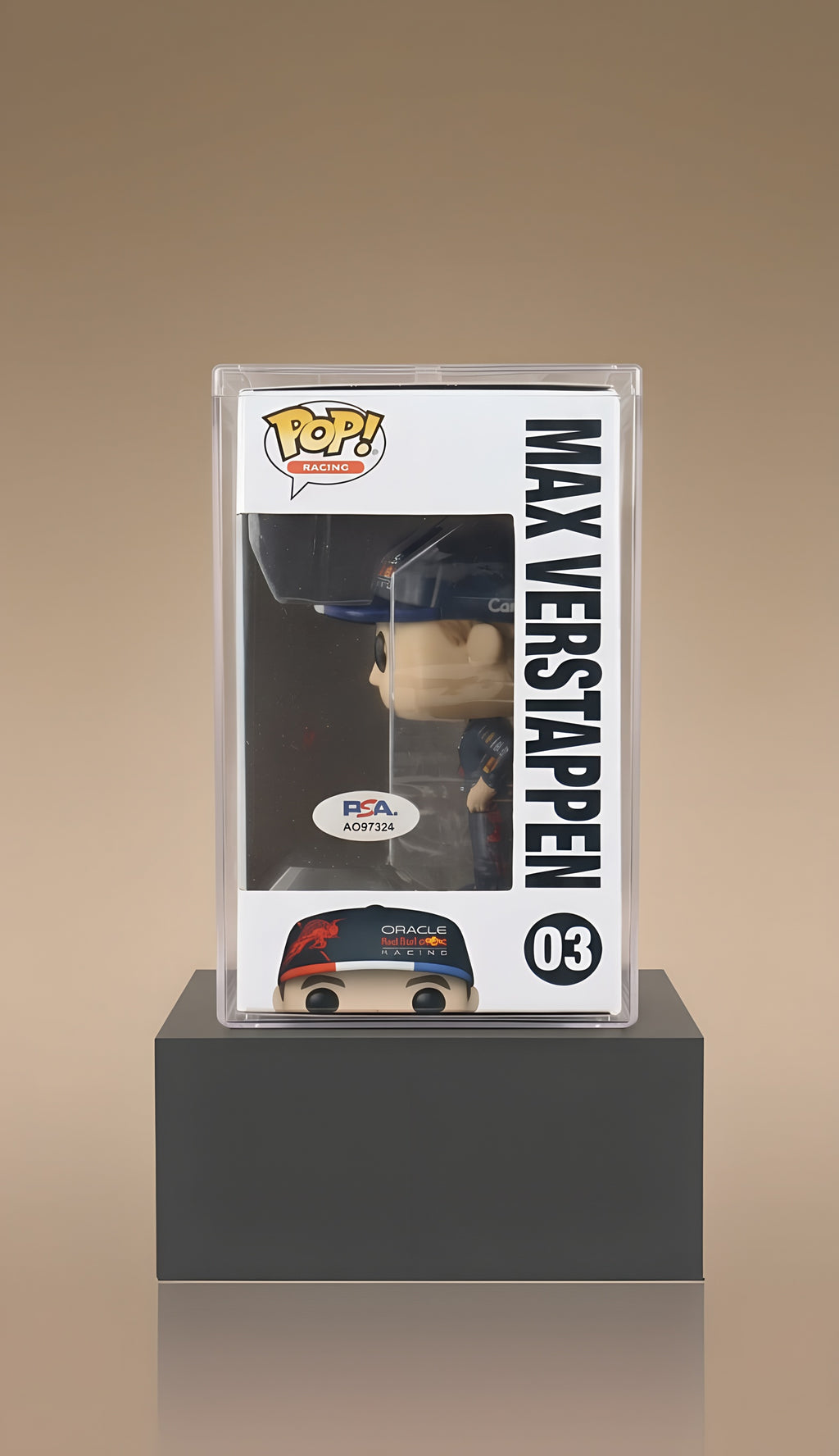 Funko Pop Autografiado por Max Verstappen (Oracle Red Bull Racing). Certificado PSA