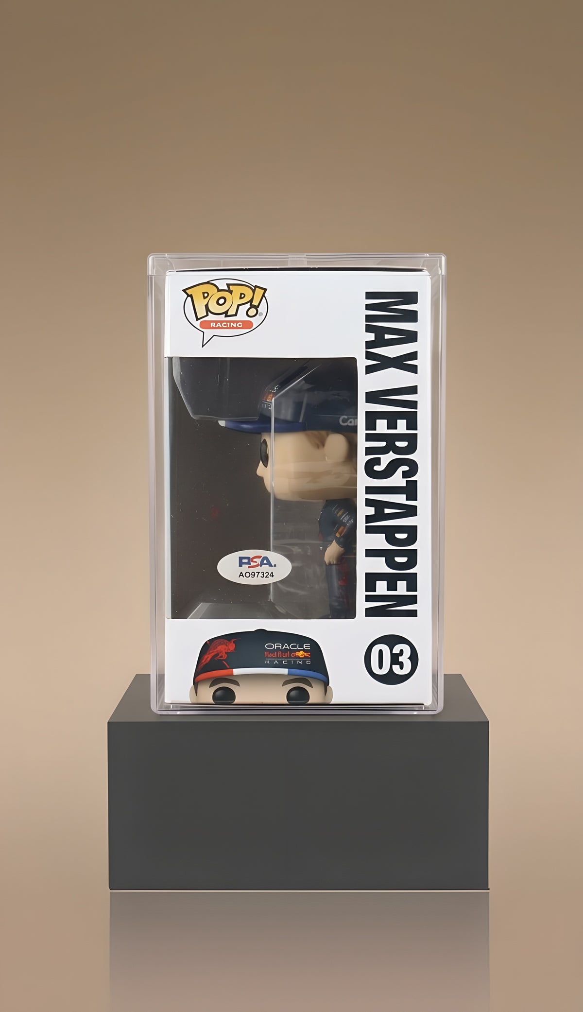 Funko Pop Autografiado por Max Verstappen (Oracle Red Bull Racing). Certificado PSA