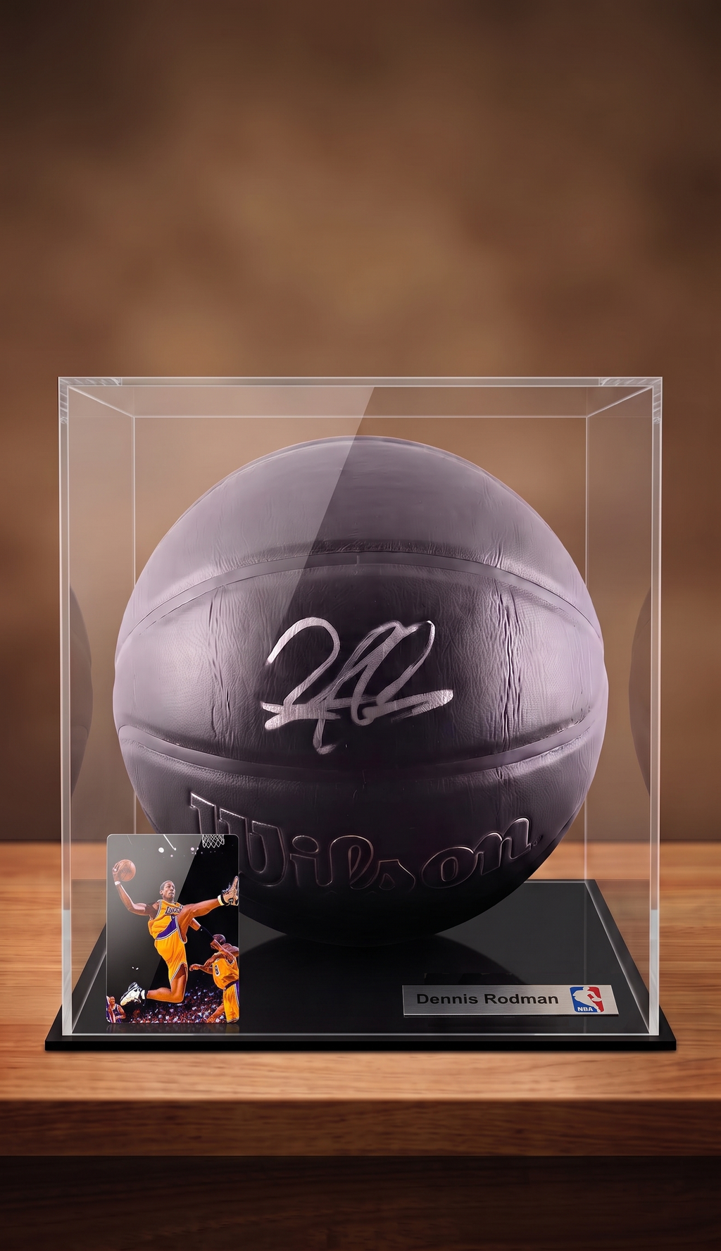 Balón de Básquetbol Autografiado por Dennis Rodman. Vitrina de Exhibición. Certificado Beckett Witness